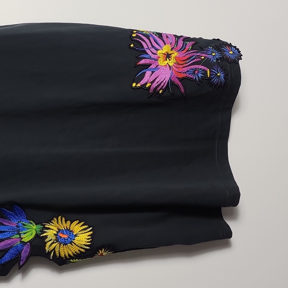 3.1 PHILLIP LIM Embroidered Floral Patch Tank with Cut Out Design Black Size XS - Picture 5 of 14